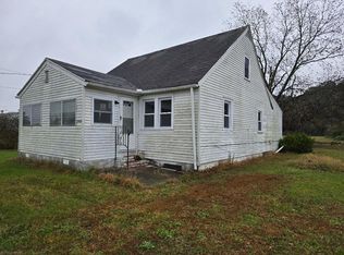 31447 Boston Rd, Painter, VA 23420