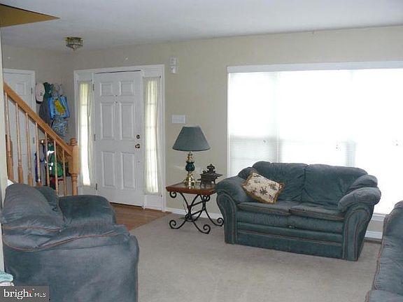 2nd image of 3252 Gossett Ct