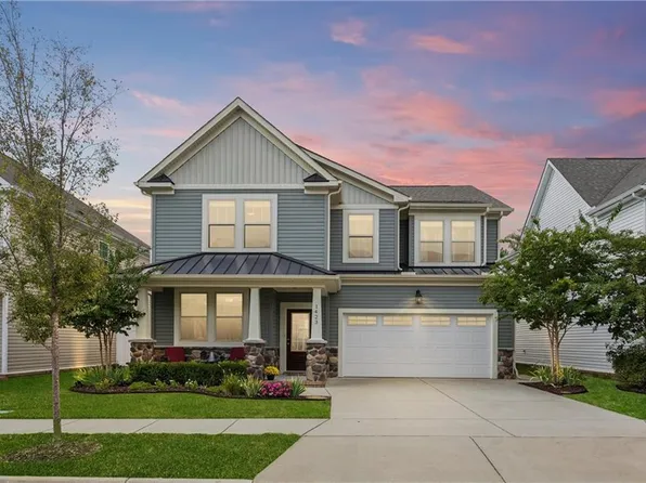 1423 Waltham Ln, Newport News, VA 23608