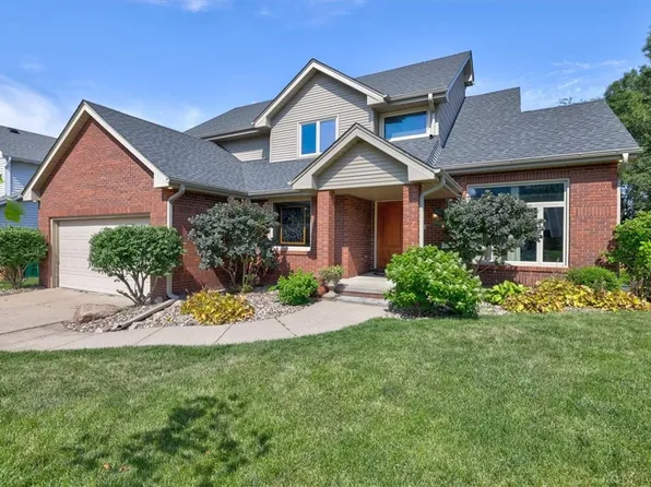 1449 NW 122nd St, Clive, IA 50325