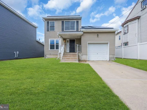 206 E Franklin St, Hamilton, NJ 08610