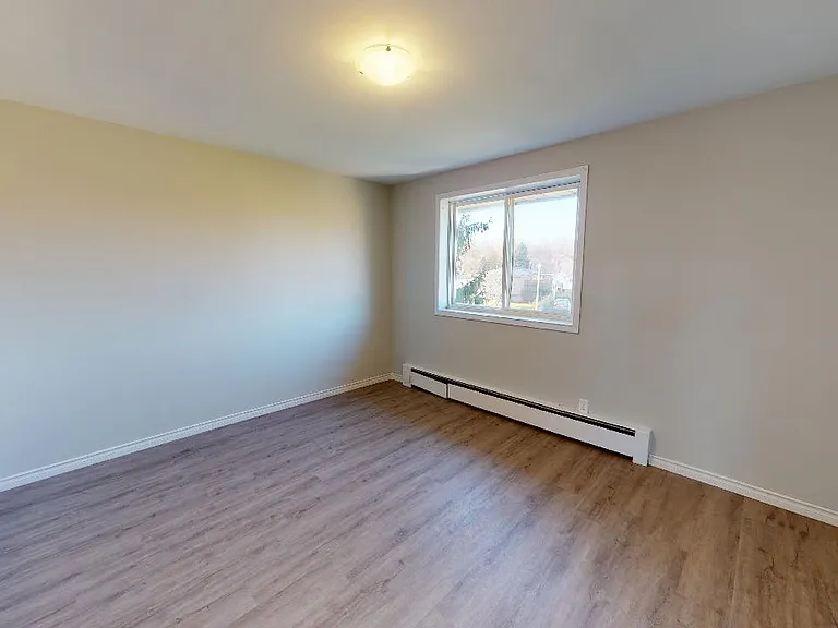 1 Court Ln — Photo 20