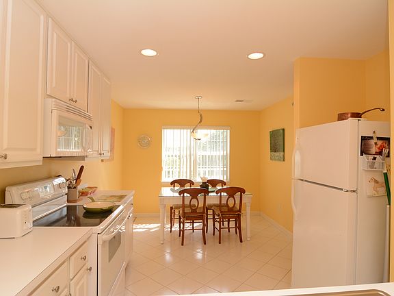 4th image of 37450 Pettinaro Dr Unit 6206