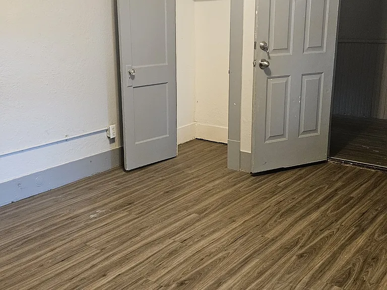 1710 Hardy St — Photo 25