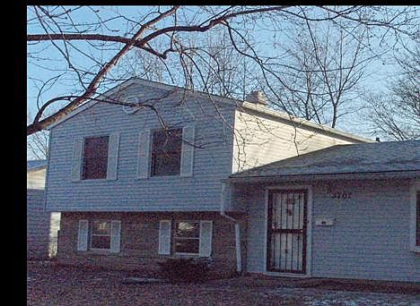 1st image of 3707 N Richardt Ave