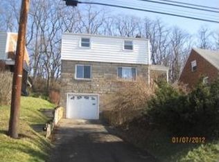 900 Locust St, Turtle Creek, PA 15145