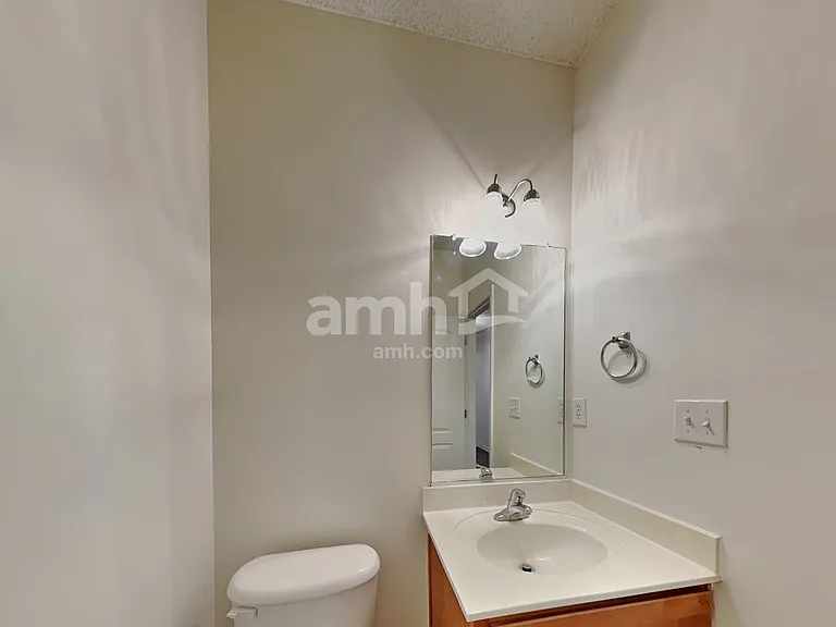 6004 Glen Way Dr — Photo 11