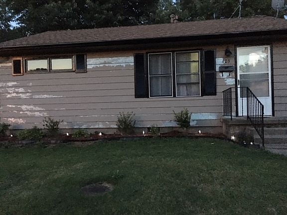 3rd image of 304 S Park St