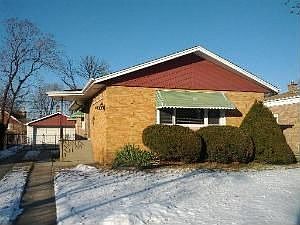 1st image of 4620 W 99th St
