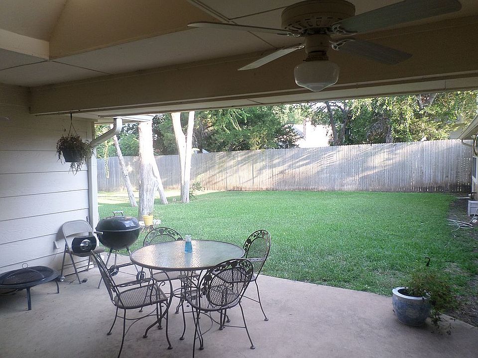 2nd image of 1618 S Greenstone Ln