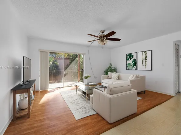 7231 Miami Lakes Dr APT C20, Hialeah, FL 33014