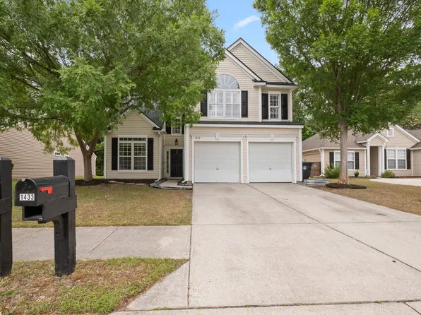 1432 Water Edge Dr, Charleston, SC 29492