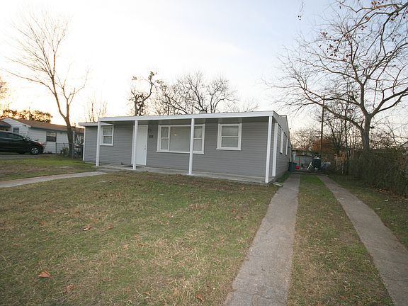 3rd image of 815 Evergreen Dr
