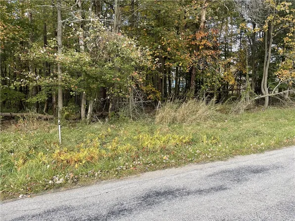 Gibson Hill Rd #10, Edinboro, PA 16412