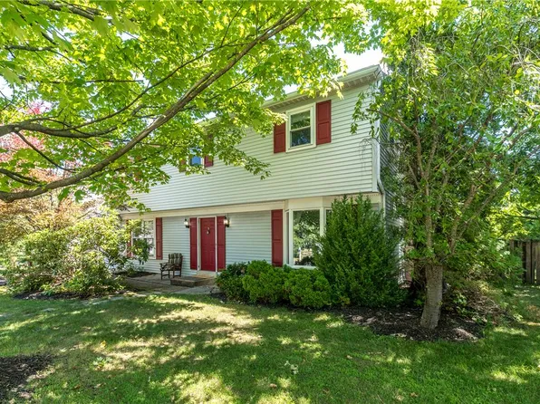 101 Chestnut Dr, Quakertown, PA 18951