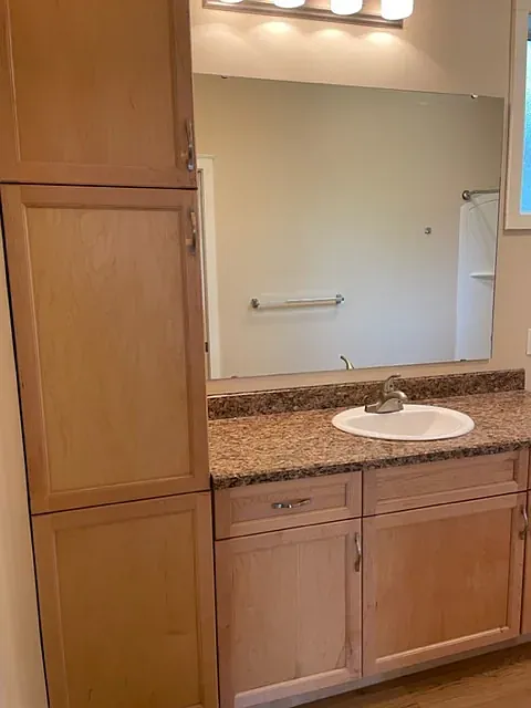 1 bed, $1,200 — Photo 4