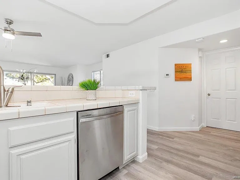 9965 Scripps Westview Way #33 — Photo 4