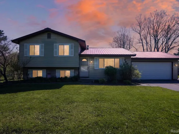 4450 N Vassar Rd, Flint, MI 48506
