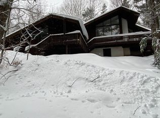 440 Hawk Mountain Rd, Pittsfield, VT 05762