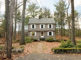 25 Forest Rd, Wakefield, MA 01880