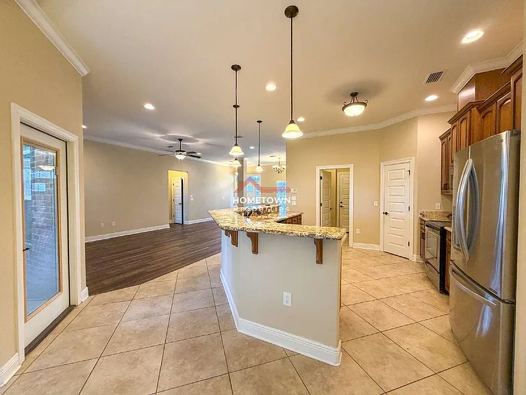 5573 Nate Ln — Photo 12