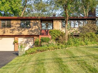 1528 King Edward Dr, Pittsburgh, PA 15237