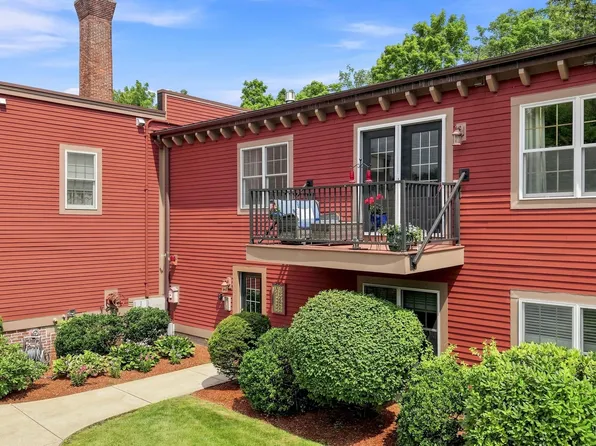 7 Chester Road #306, Derry, NH 03038