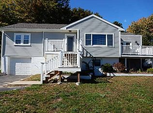 59 Bay Shore Rd, Hyannis, MA 02601