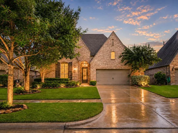 4830 Trickle Creek Dr, Fulshear, TX 77441