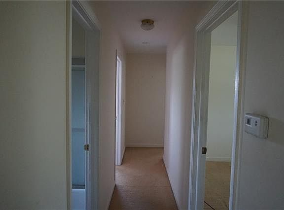 5th image of 1008 Windameer St SE