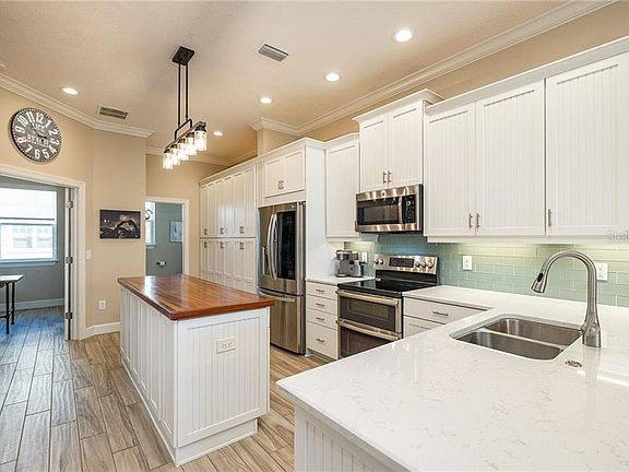 3rd image of 6109 Marina Cove Way S