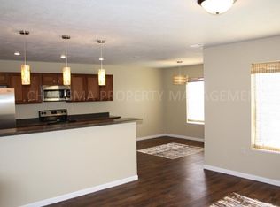 3800 N Oklahoma Ave #3, Sioux Falls, SD 57107