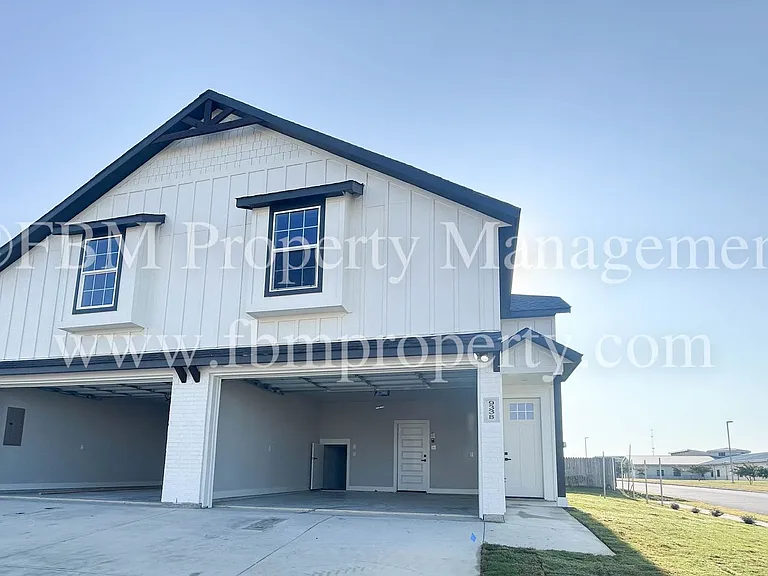 933 Cooksey Ct #B — Photo 15
