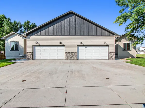 703 N Marquette Ave, Sioux Falls, SD 57110