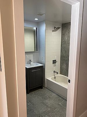 4th image of 516 W 162nd St #2B
