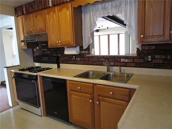 2nd image of 608 Debaldo Dr