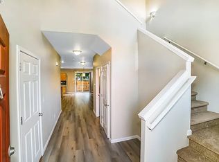 1843 SW Wright Pl, Troutdale, OR 97060