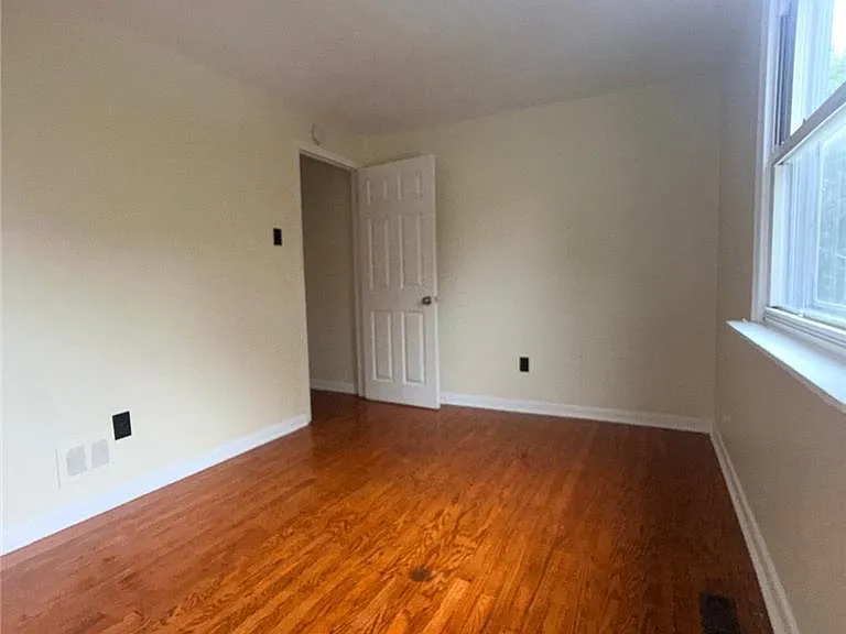 780 Mohawk St — Photo 11