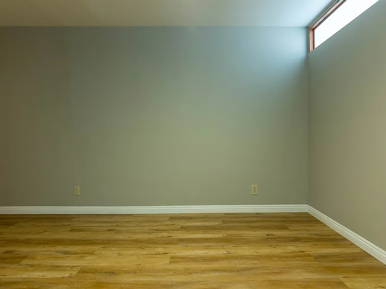 5125 Harold Way #202 — Photo 14