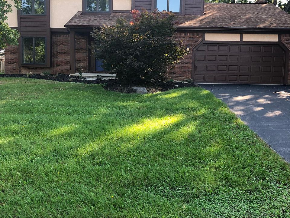 1st image of 13080 Heatherstone Cir NW
