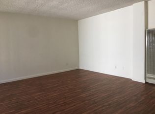 3055 Foothill Blvd APT 8, La Crescenta, CA 91214
