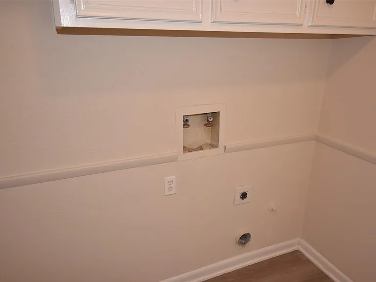 14410 Muirfield Ln — Photo 37