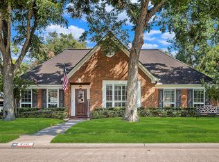 4511 Warwick Dr, Sugar Land, TX 77479