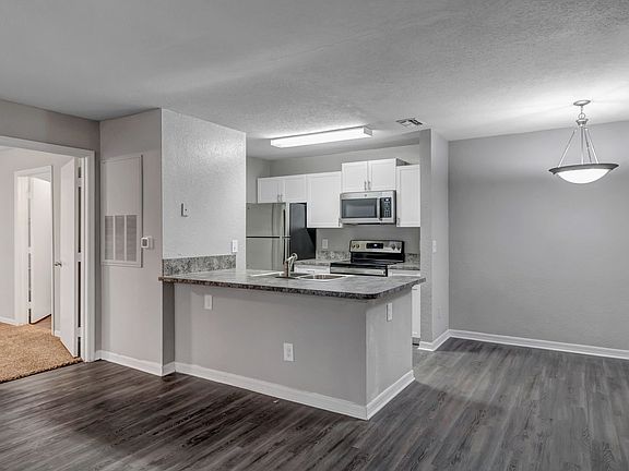 Cobblestone at Eagle Harbor general photo