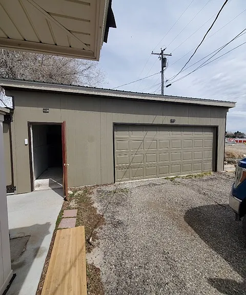 680 Moonlite Dr — Photo 1