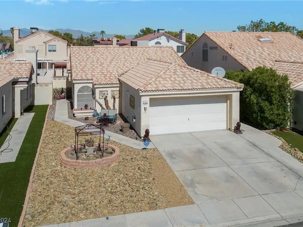 7066 Orange Grove Ln, Las Vegas, NV 89119