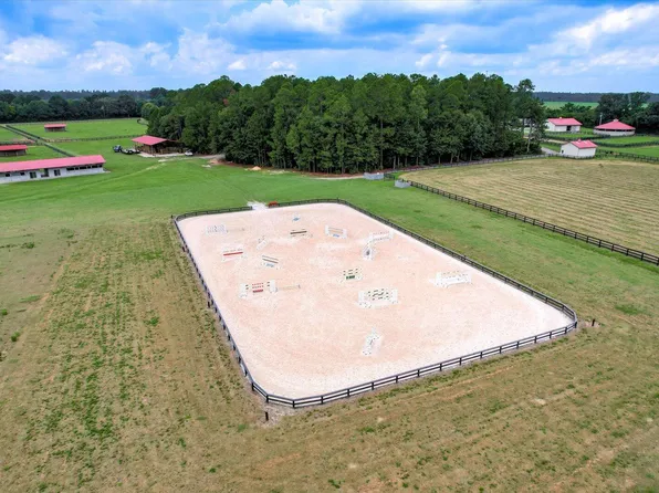 5213 Charleston Hwy, Williston, SC 29853