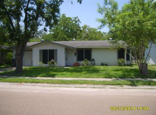 3206 Hummingbird St, Victoria, TX 77901