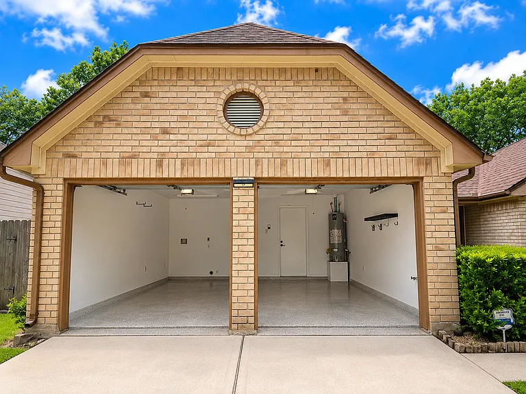 2910 Pioneer Pass — Photo 37