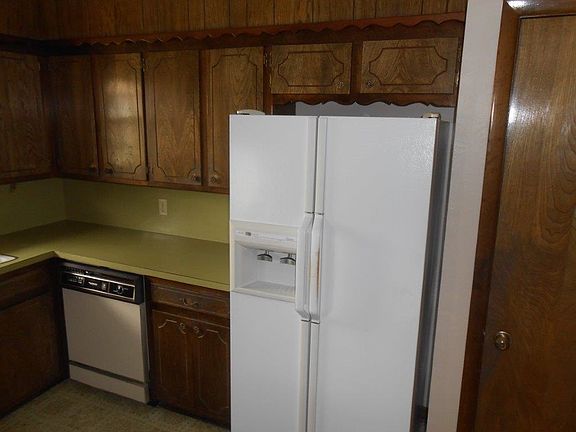 2nd image of 6414 NW Arrowhead Dr